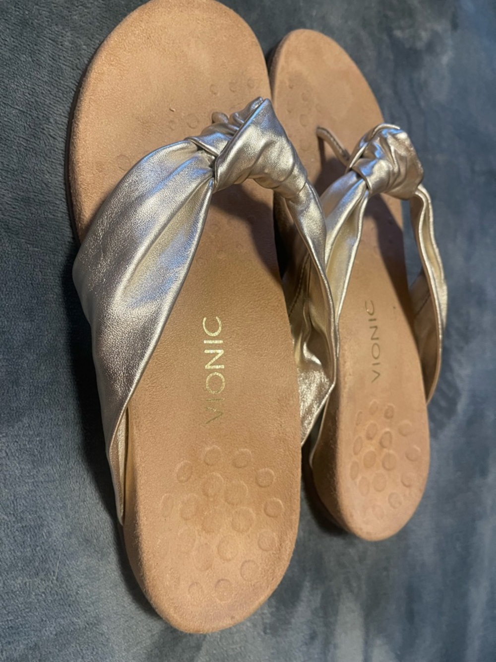 Vionic  Women's Rest Pippa Toe Post Sandals Champagne Color Strap Size 10M